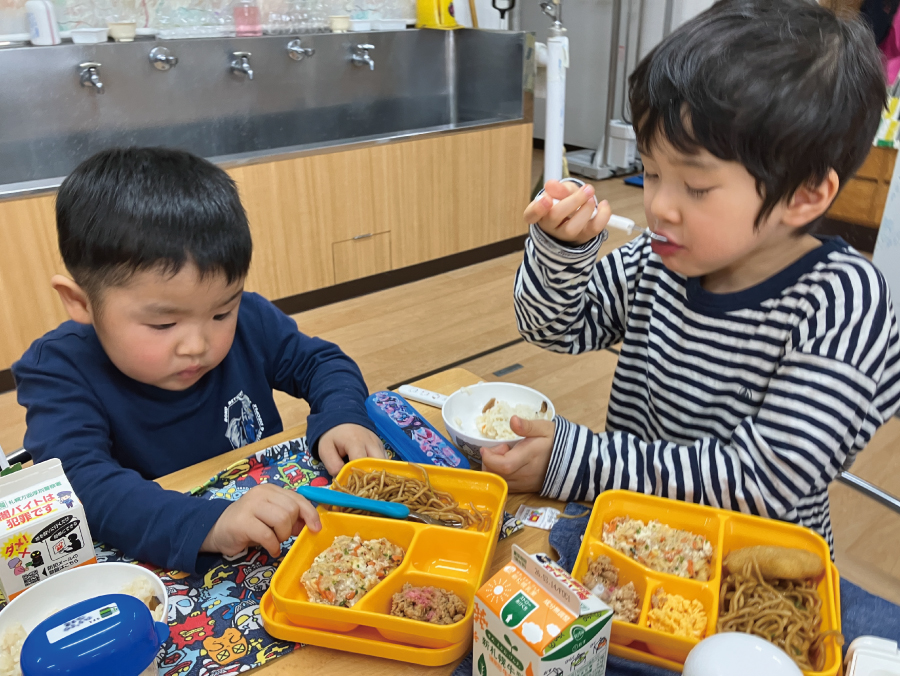 給食